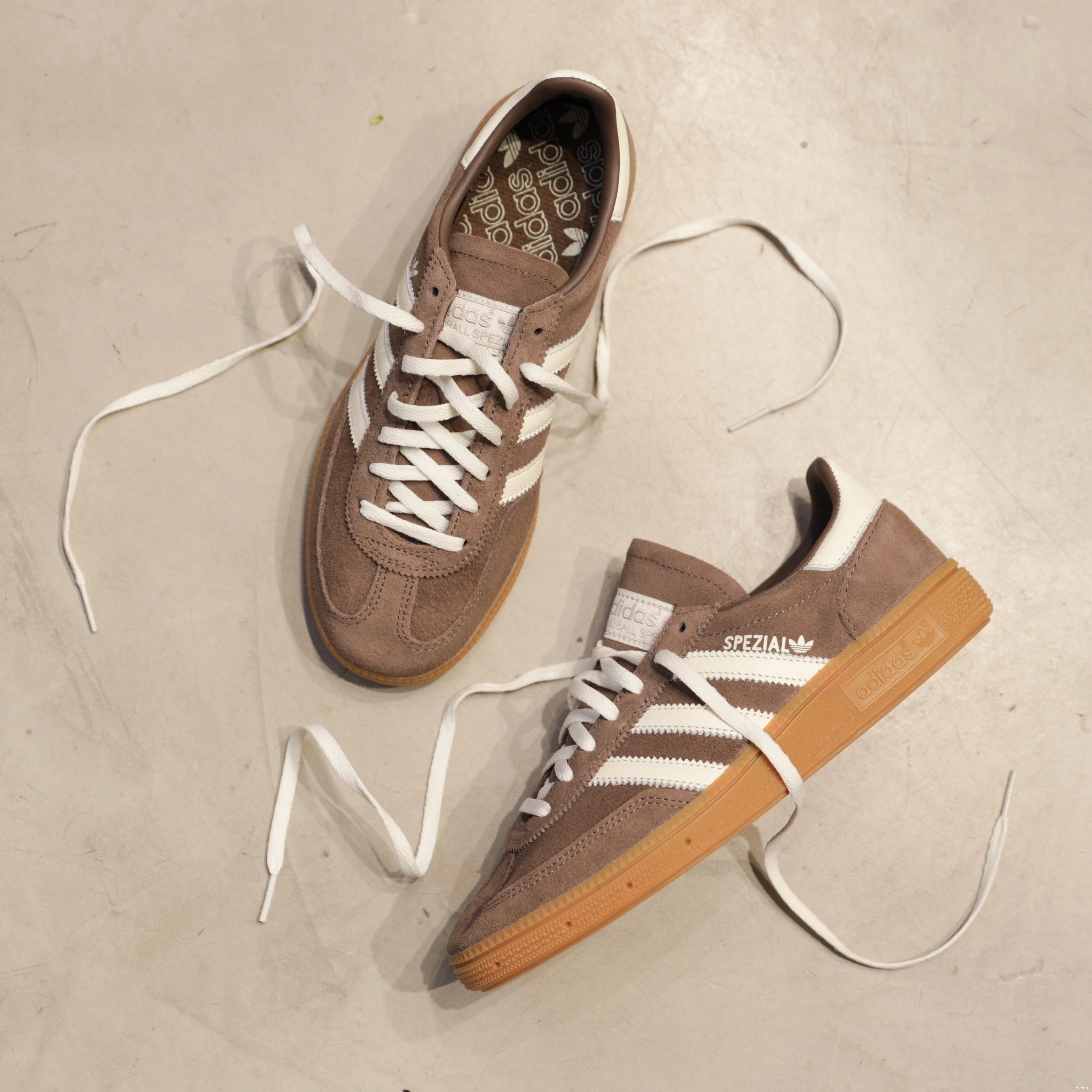 adidas Gum W Handball Strata Spezial Earth 0730